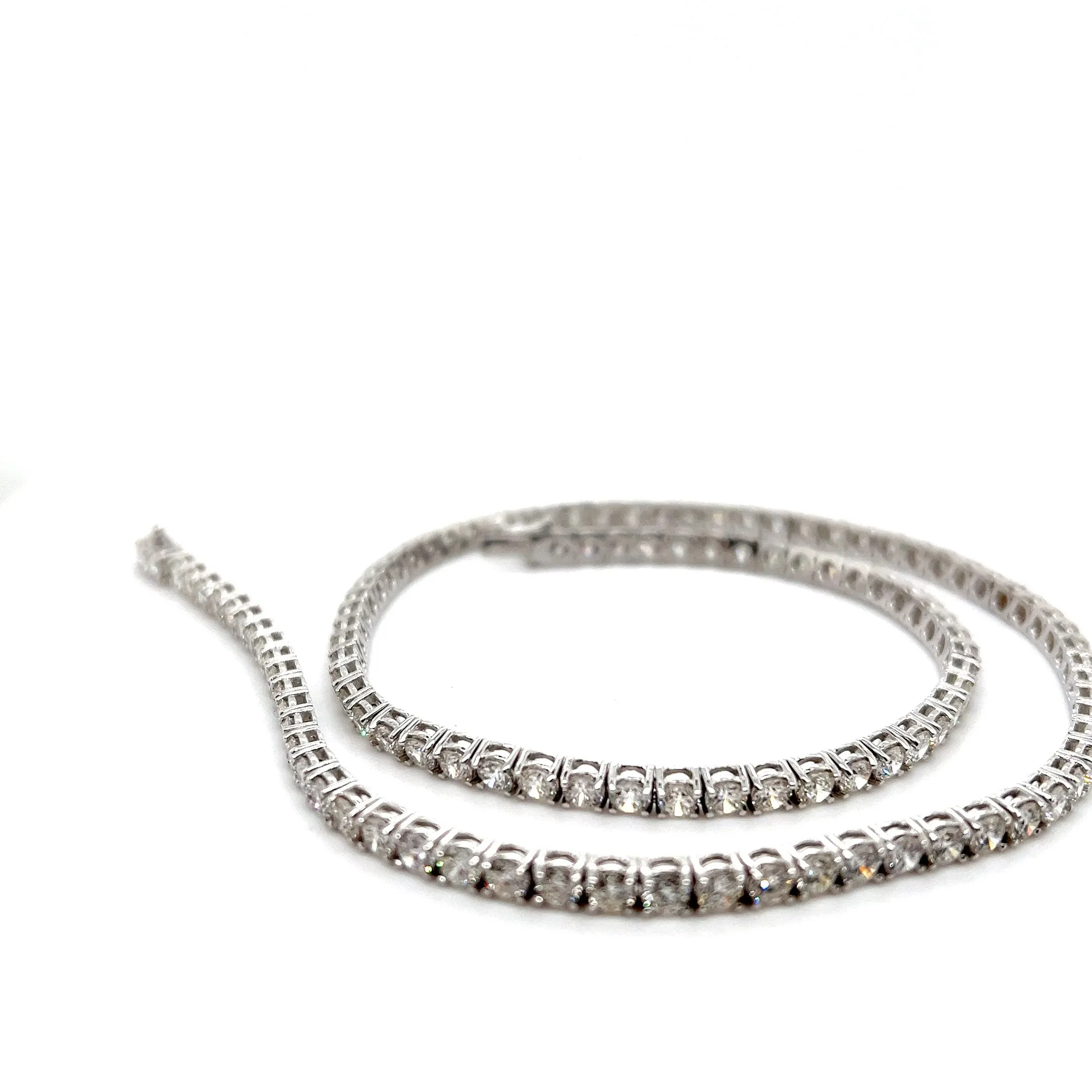 14kt White Gold Diamond Necklace