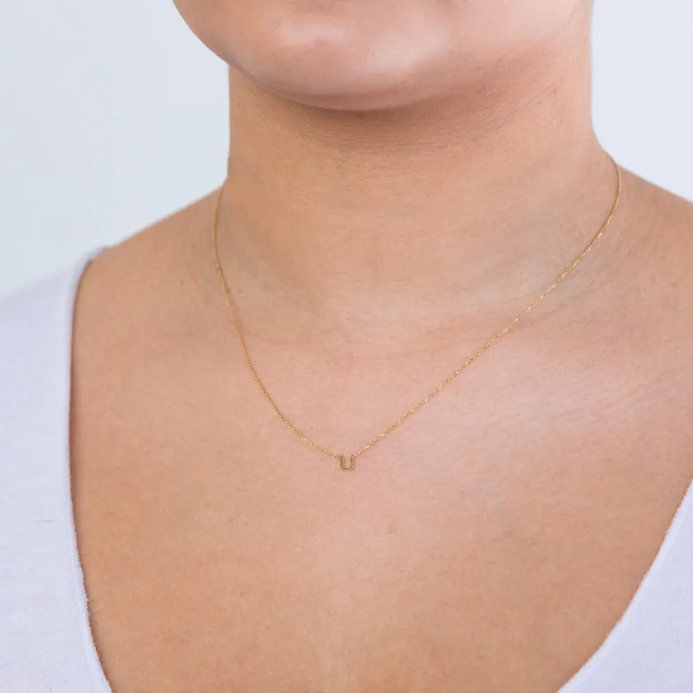 9ct Yellow Gold  Initial "U" Pendant On 43cm Chain
