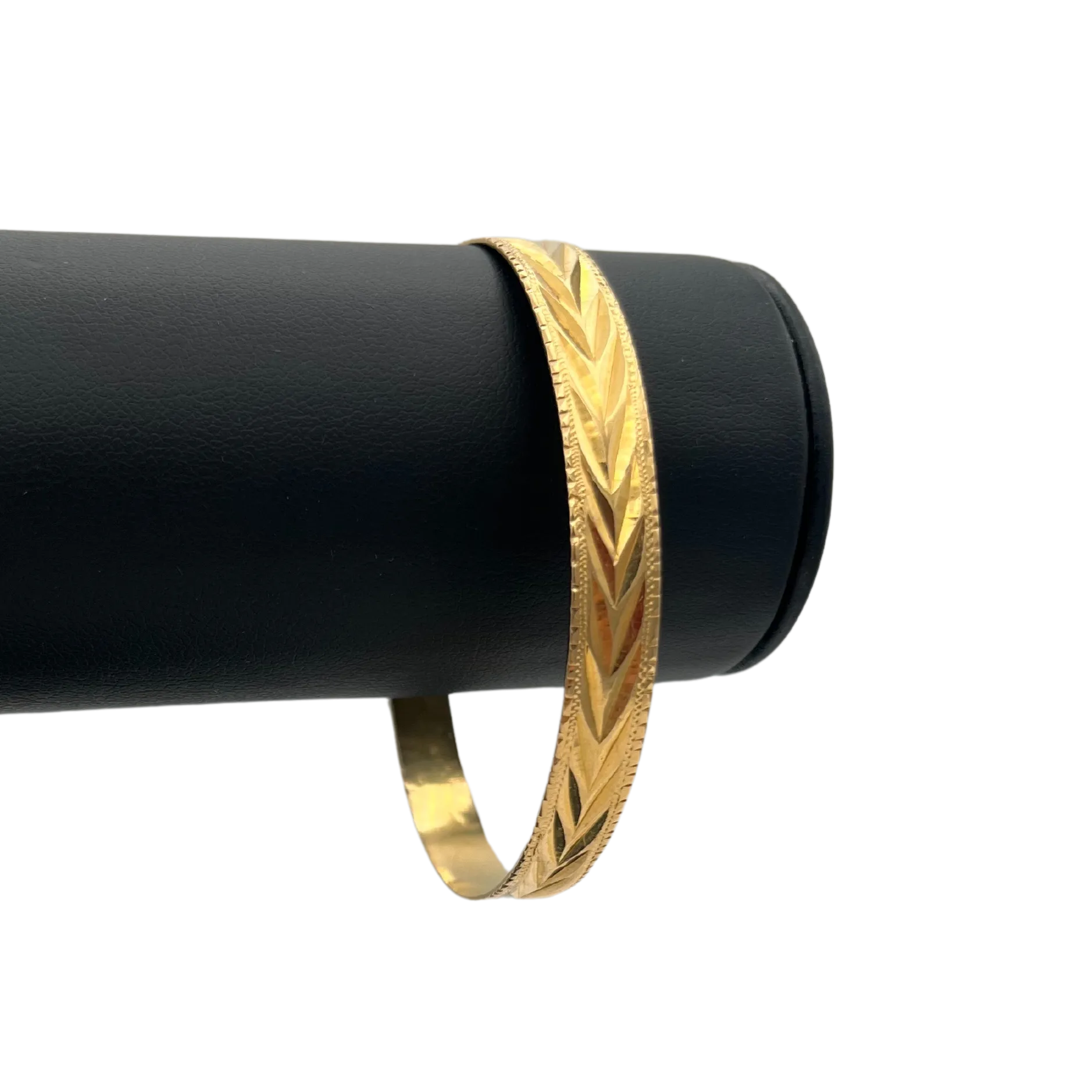 Antique hand Engraved Chevron Design Wide Bangle Bracelet in 19k yellow Gold