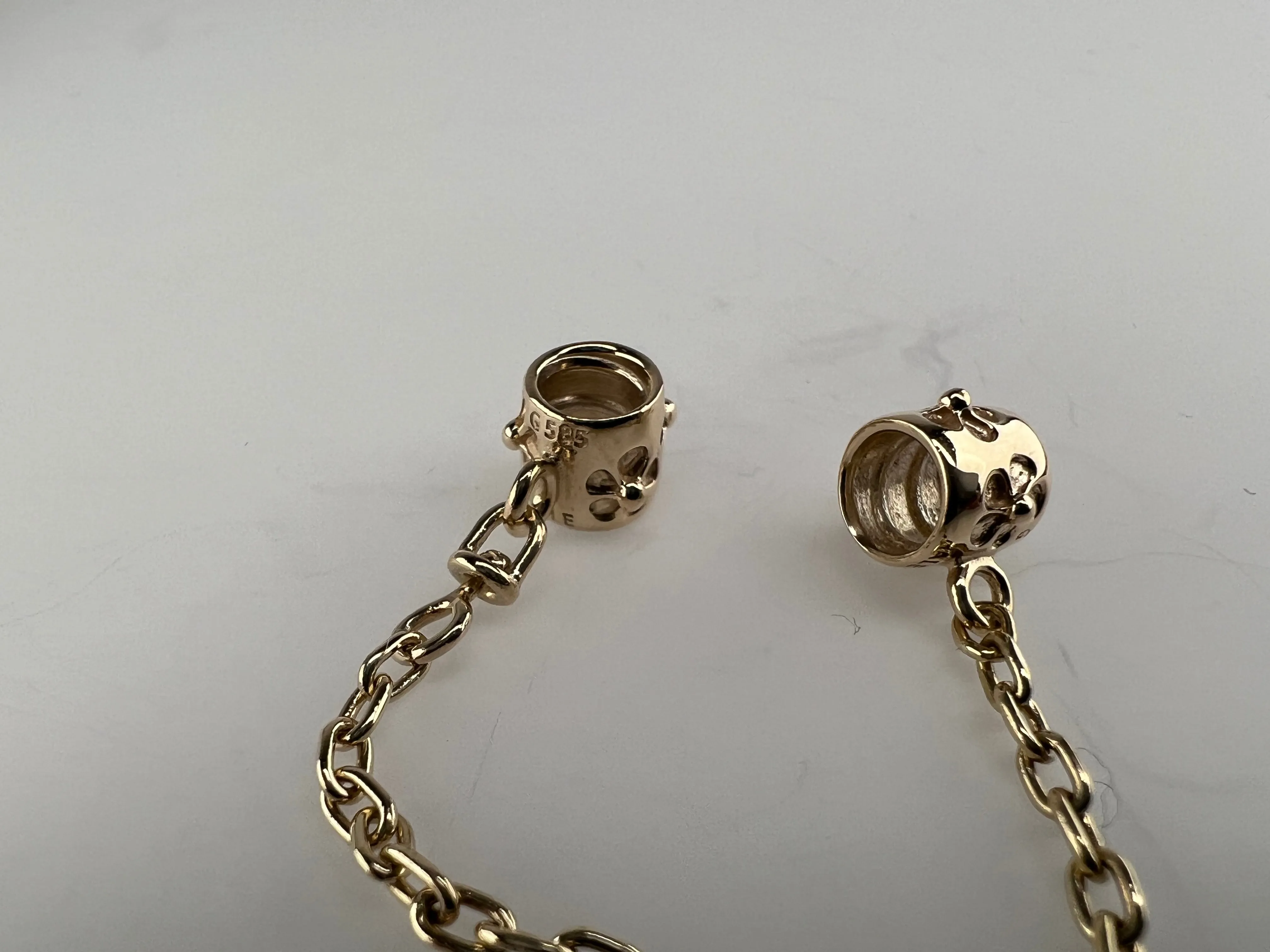 Authentic Retired Pandora 14K Yellow Gold Flower Safety Chain Charm 750312