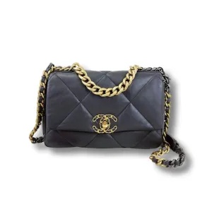 Chanel 19 Small