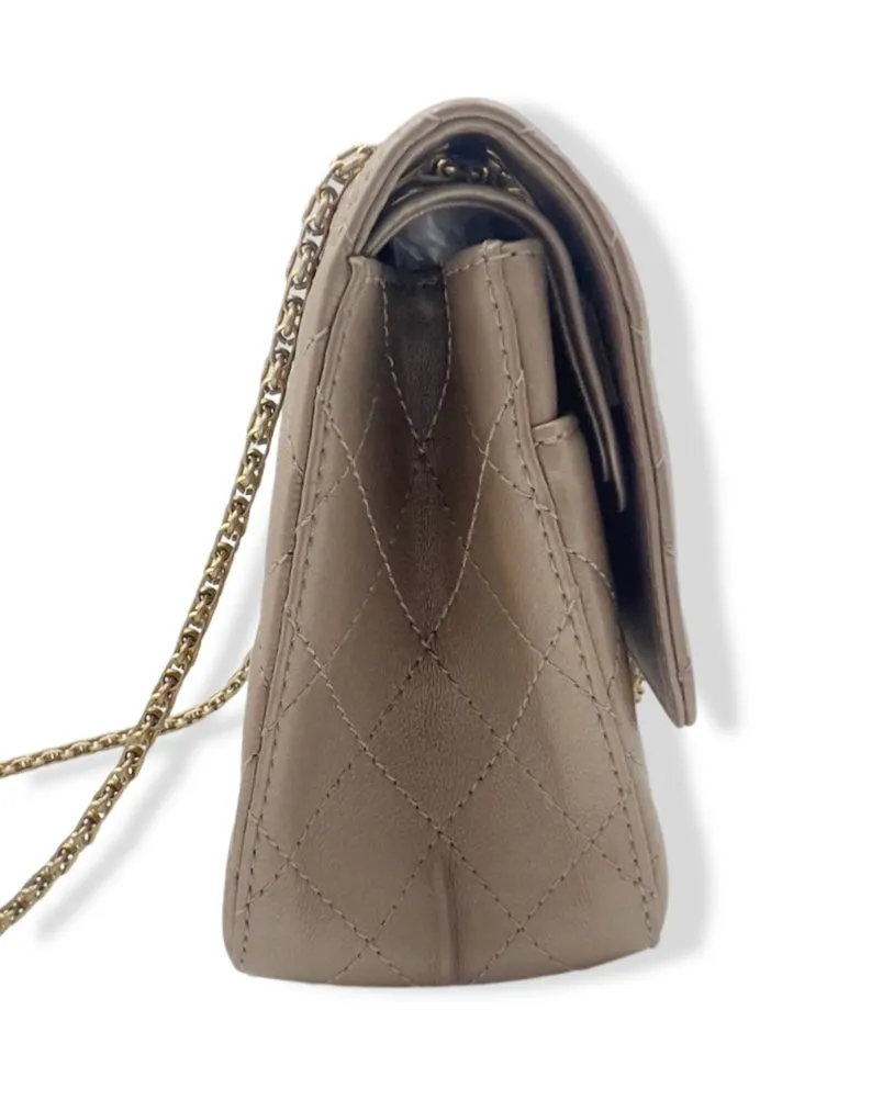 Chanel Classic Reissue 2.55, Size 226/28 cm/Medium