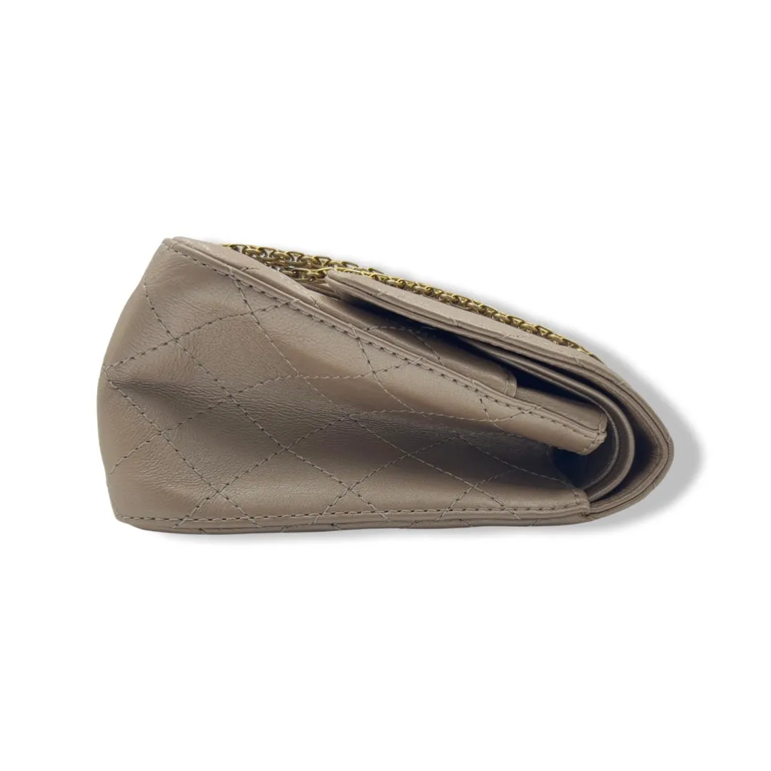 Chanel Classic Reissue 2.55, Size 226/28 cm/Medium