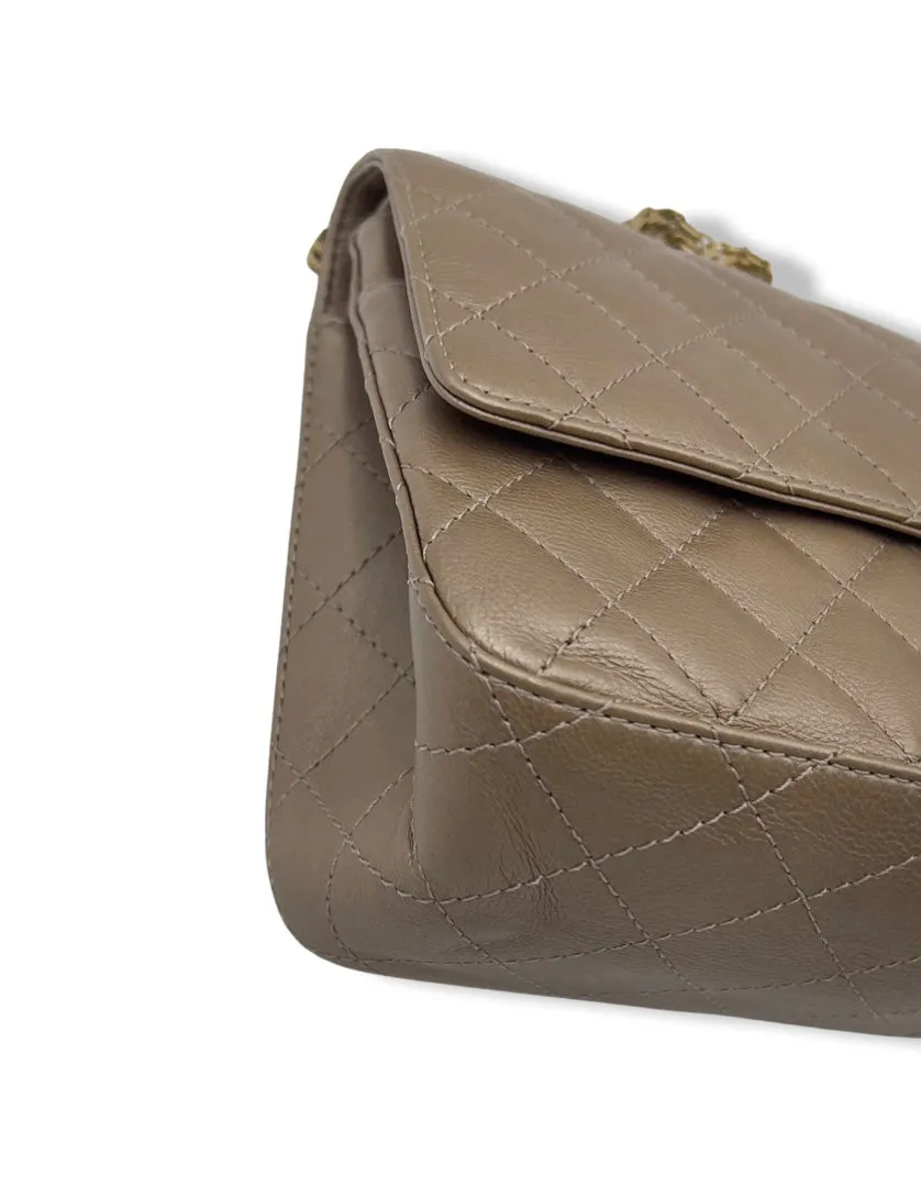 Chanel Classic Reissue 2.55, Size 226/28 cm/Medium