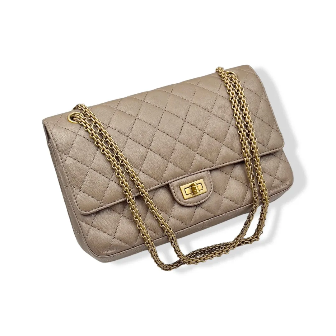 Chanel Classic Reissue 2.55, Size 226/28 cm/Medium