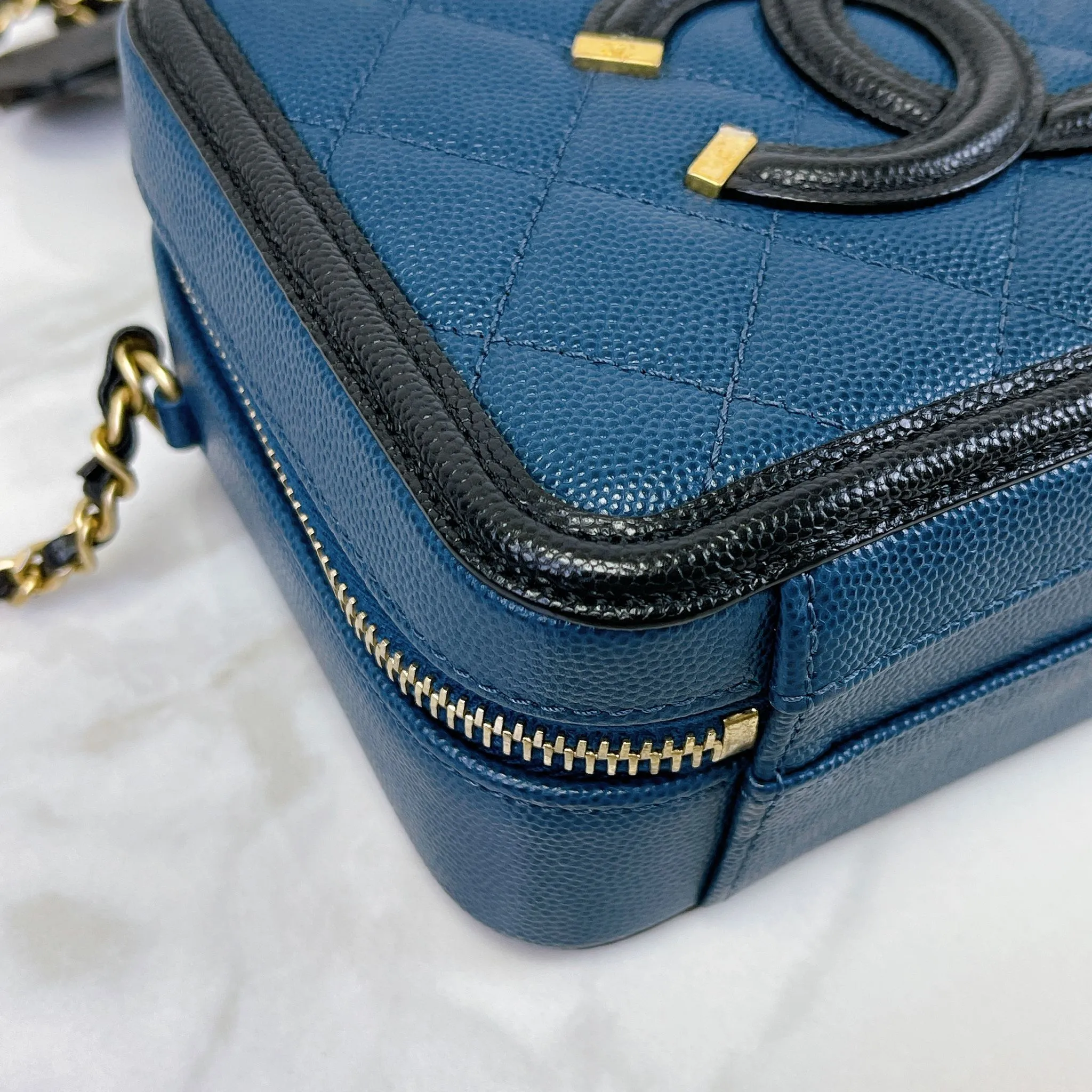 Chanel Filigree Vanity Small, Black and Navy Caviar Gold-tone Hardware