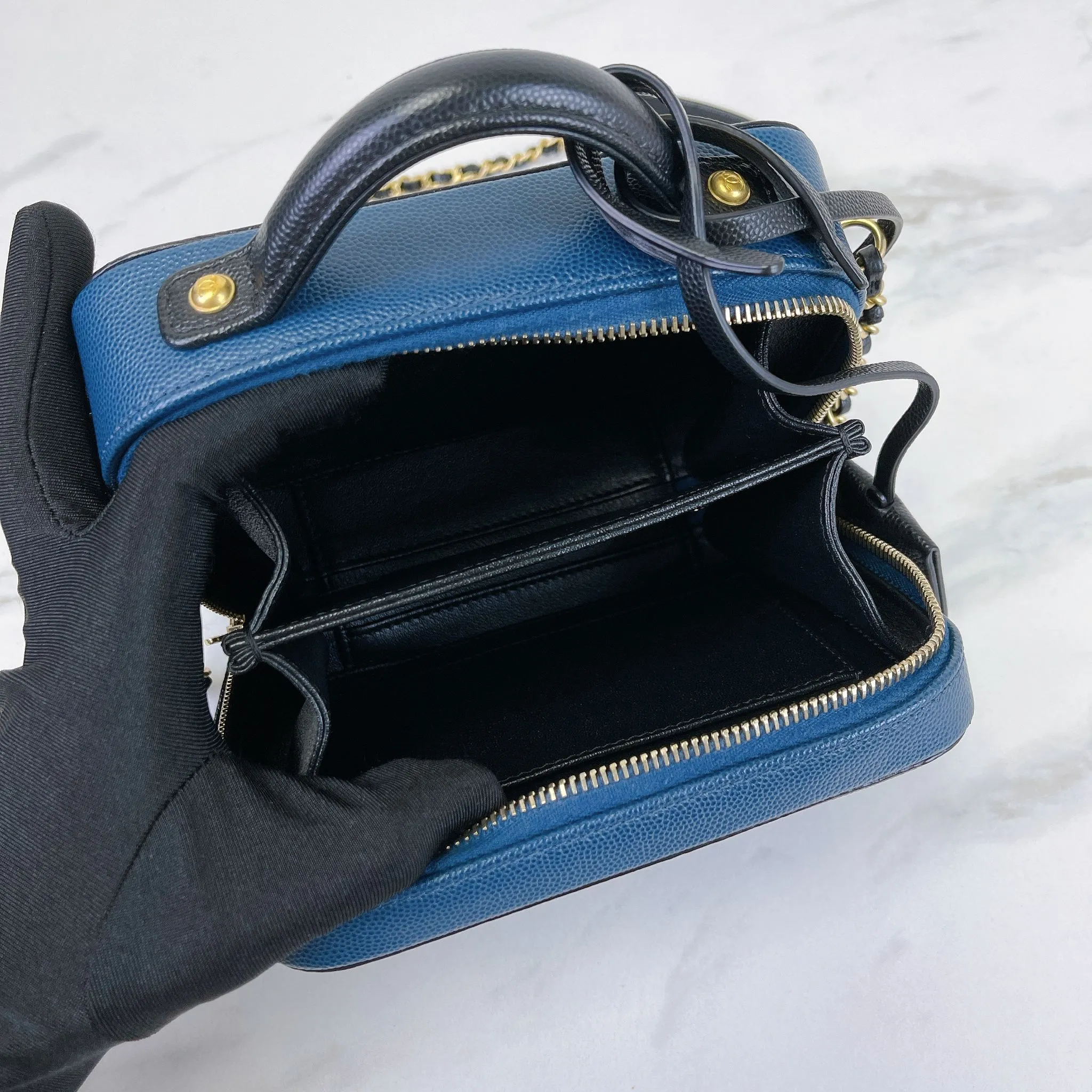 Chanel Filigree Vanity Small, Black and Navy Caviar Gold-tone Hardware