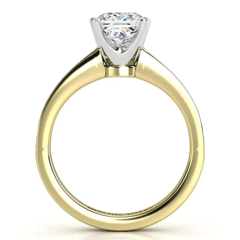 Fifth Avenue - GIA Princess Cut Diamond Ring - Yellow Gold