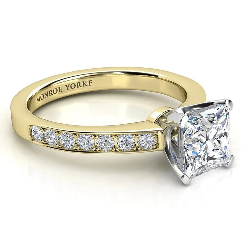 Fifth Avenue - GIA Princess Cut Diamond Ring - Yellow Gold