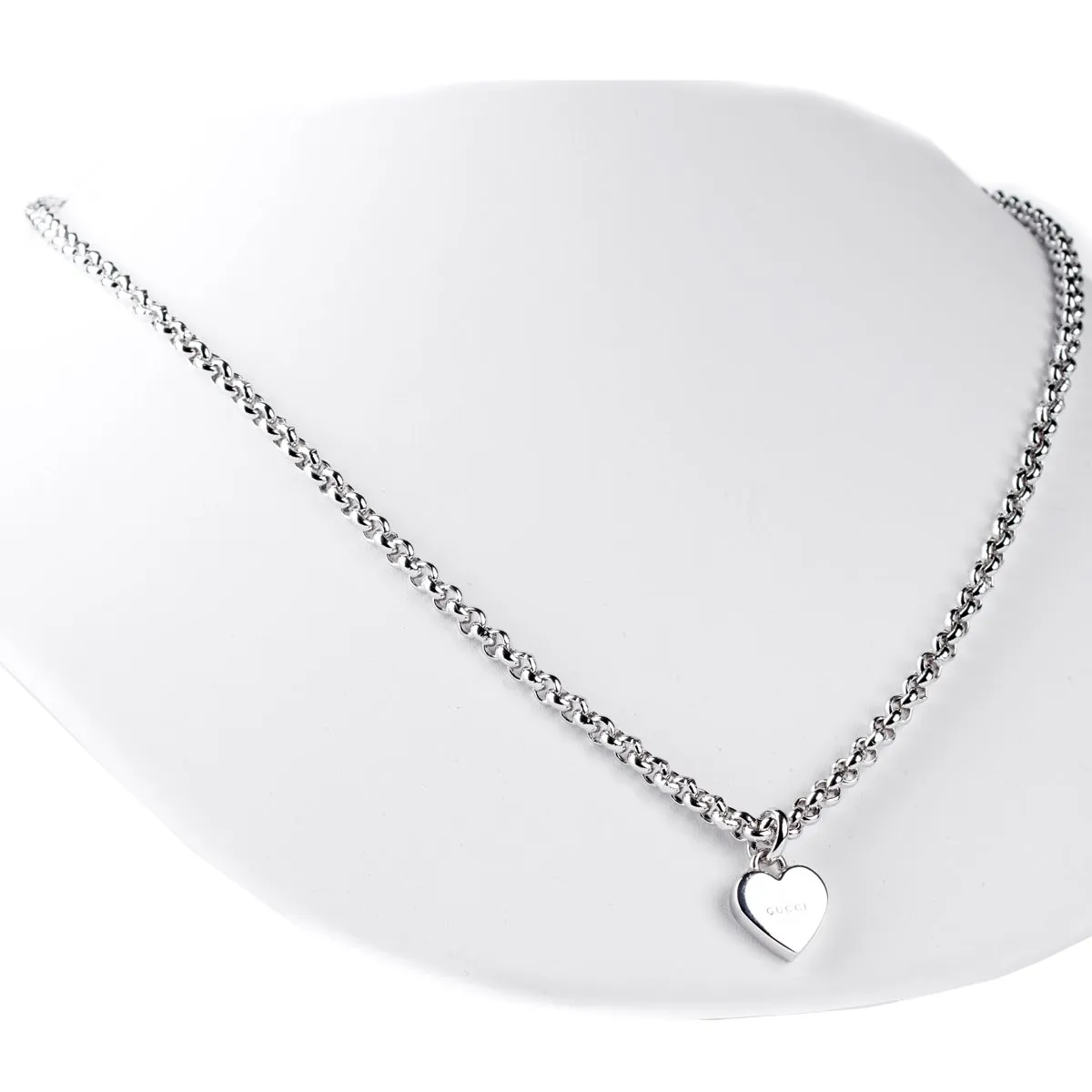 Gucci Chain Link Heart Silver Necklace