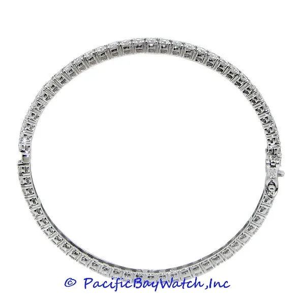 Ladies 18K White Gold Diamond Bangle