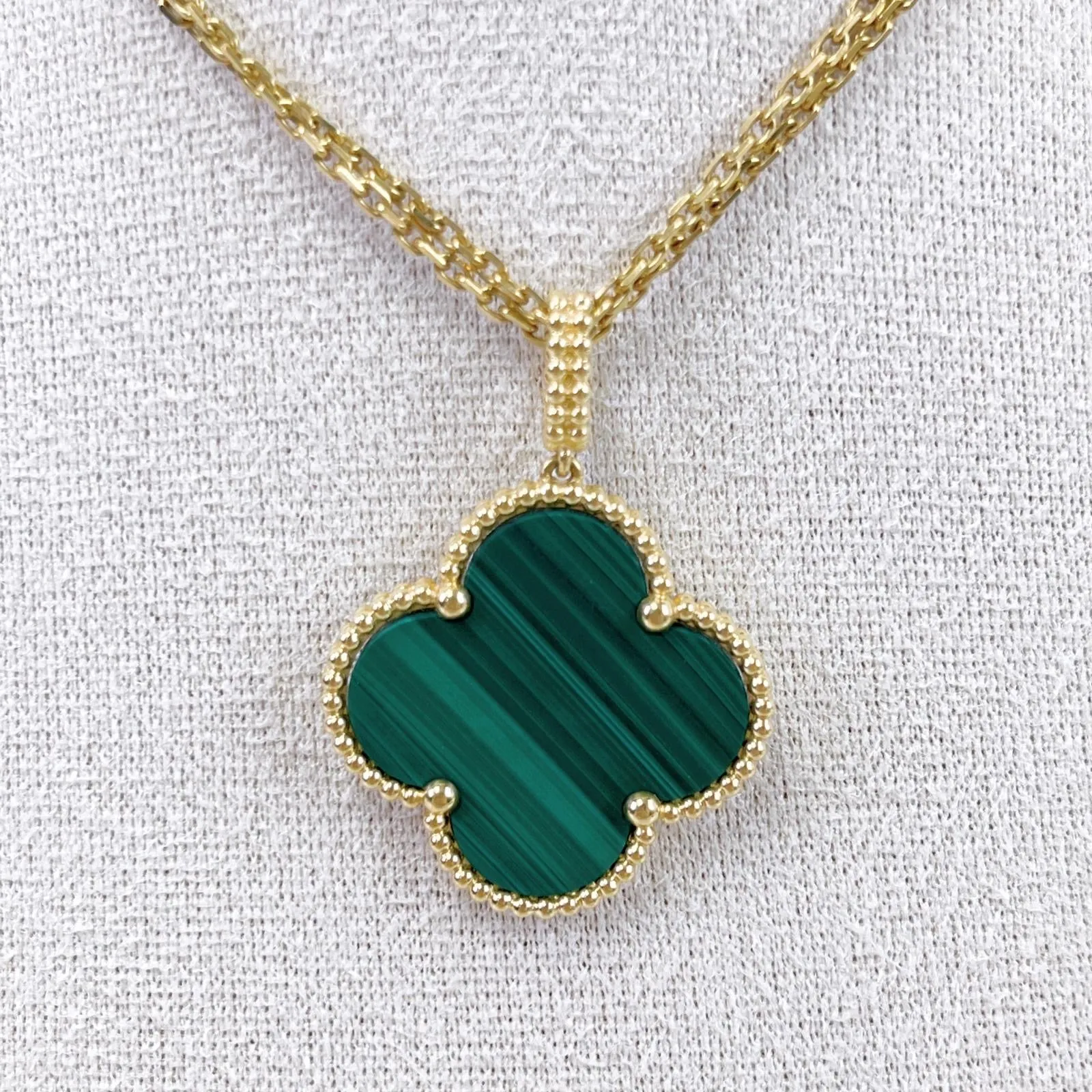 Van Cleef and Arpels Magic Alhambra 1 Motif Pendant and Necklace- Vca