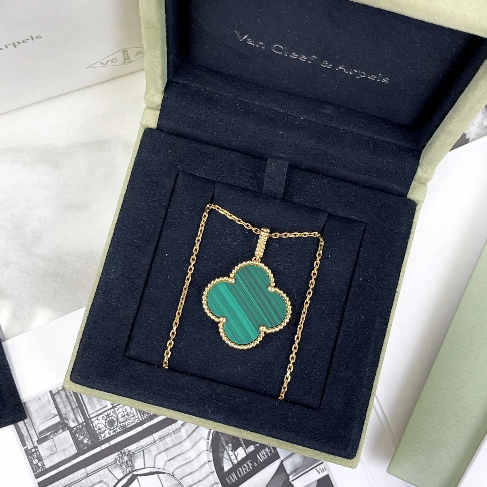 Van Cleef and Arpels Magic Alhambra 1 Motif Pendant and Necklace- Vca